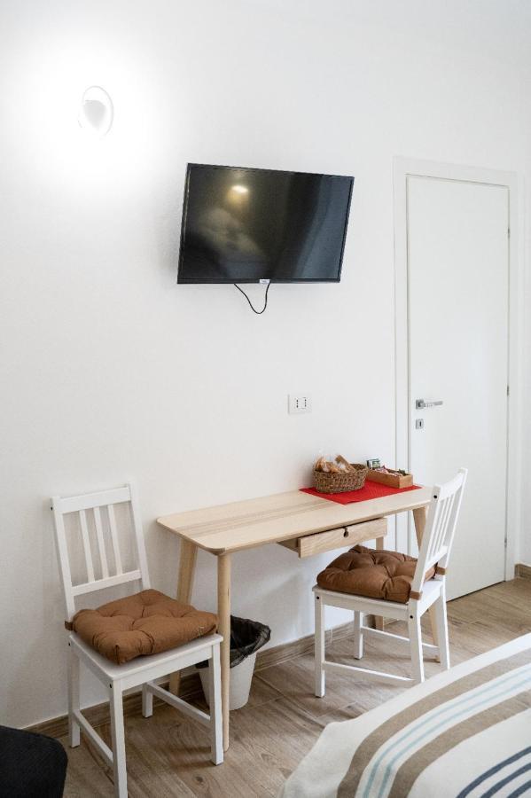B&B Alighieri 97 Μπάρι Εξωτερικό φωτογραφία
